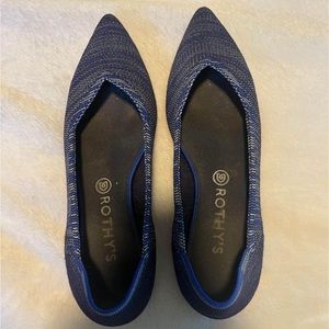 Blue pointed flats by Rothy